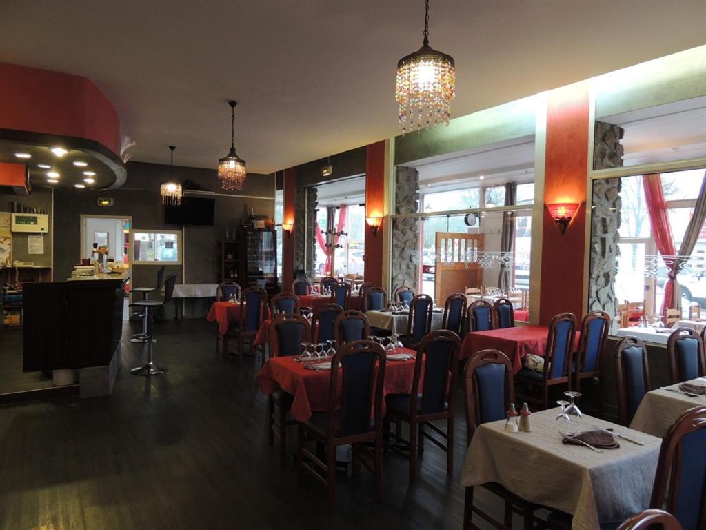 Hotel Le Hussard Alencon Exterior photo
